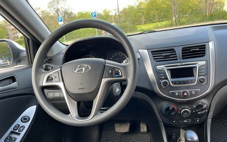 Hyundai Solaris II рестайлинг, 2015 год, 970 000 рублей, 7 фотография