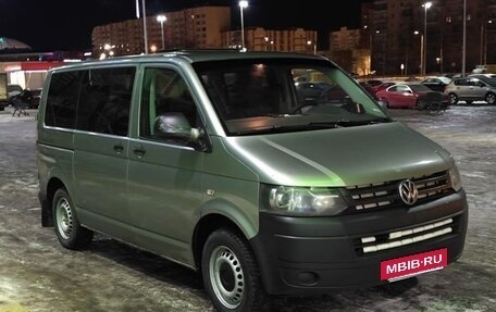 Volkswagen Transporter T6 рестайлинг, 2015 год, 1 950 000 рублей, 6 фотография