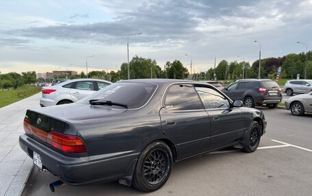 Toyota Vista, 1991 год, 330 000 рублей, 3 фотография