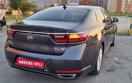 KIA K7, 2018 год, 2 000 000 рублей, 10 фотография