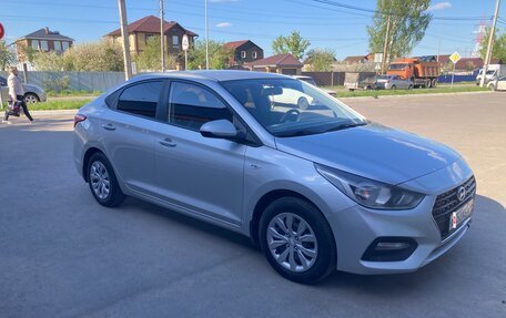 Hyundai Solaris II рестайлинг, 2017 год, 1 320 000 рублей, 4 фотография