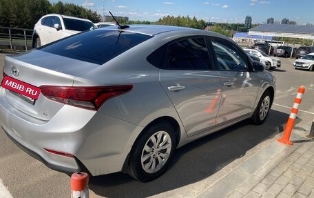 Hyundai Solaris II рестайлинг, 2017 год, 1 320 000 рублей, 18 фотография