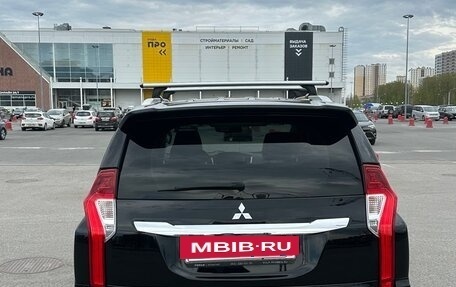 Mitsubishi Pajero Sport III рестайлинг, 2018 год, 3 650 000 рублей, 9 фотография