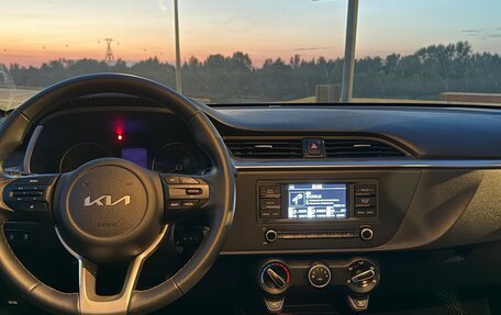 KIA Rio IV, 2021 год, 2 000 000 рублей, 8 фотография