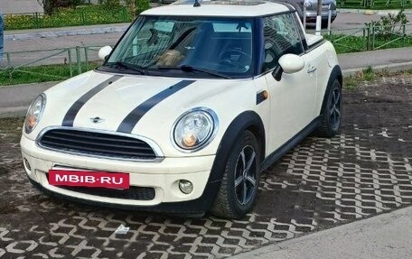 MINI Hatch, 2009 год, 595 000 рублей, 2 фотография