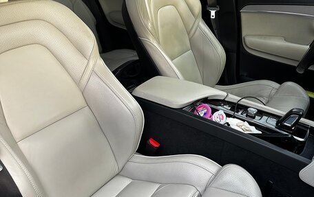 Volvo XC90 II рестайлинг, 2019 год, 3 800 000 рублей, 12 фотография