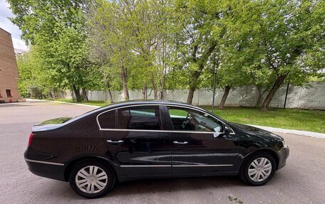Volkswagen Passat B6, 2010 год, 749 000 рублей, 3 фотография