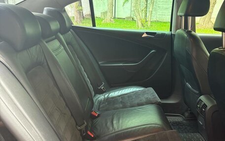 Volkswagen Passat B6, 2010 год, 749 000 рублей, 13 фотография
