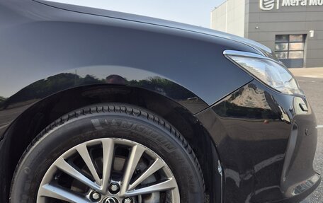 Toyota Camry, 2017 год, 2 700 000 рублей, 3 фотография