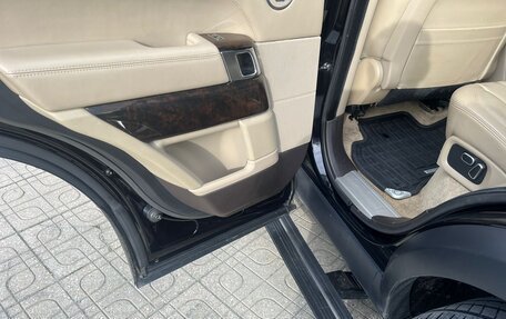 Land Rover Range Rover IV рестайлинг, 2013 год, 3 800 000 рублей, 15 фотография