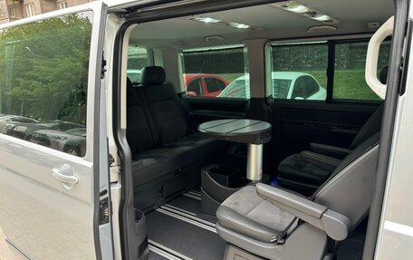 Volkswagen Multivan T5, 2010 год, 2 370 000 рублей, 32 фотография
