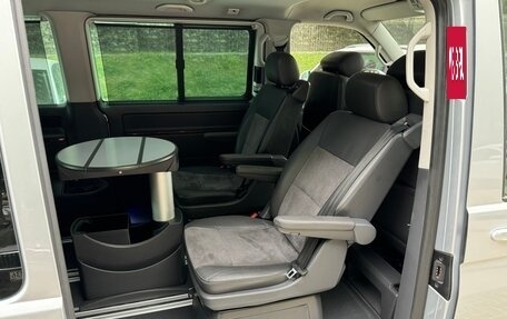 Volkswagen Multivan T5, 2010 год, 2 370 000 рублей, 31 фотография