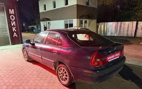 Mitsubishi Carisma I, 1999 год, 115 000 рублей, 3 фотография