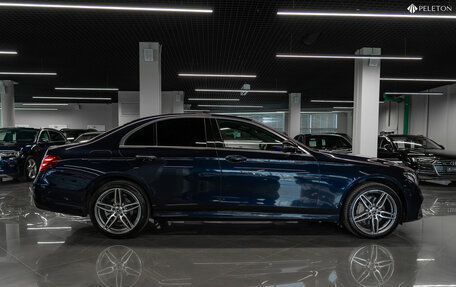 Mercedes-Benz E-Класс, 2019 год, 3 750 000 рублей, 7 фотография