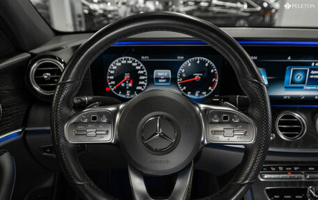 Mercedes-Benz E-Класс, 2019 год, 3 750 000 рублей, 11 фотография