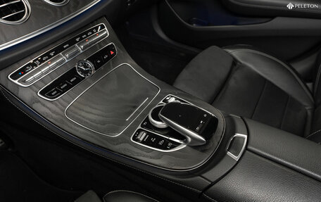 Mercedes-Benz E-Класс, 2019 год, 3 750 000 рублей, 15 фотография