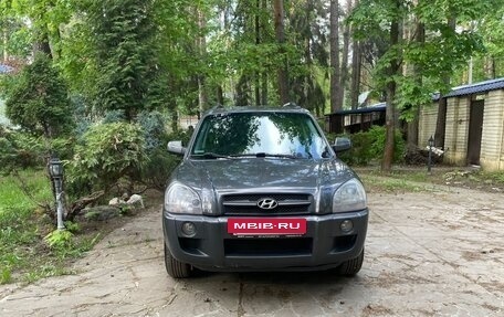 Hyundai Tucson III, 2007 год, 840 000 рублей, 2 фотография
