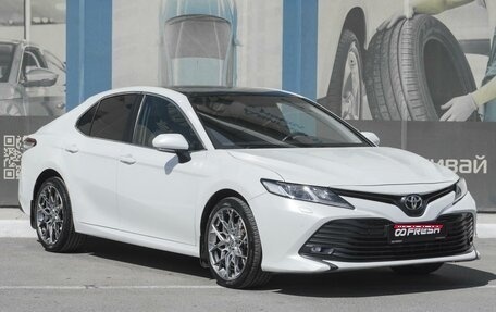Toyota Camry, 2019 год, 2 399 000 рублей, 1 фотография