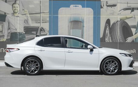 Toyota Camry, 2019 год, 2 399 000 рублей, 5 фотография
