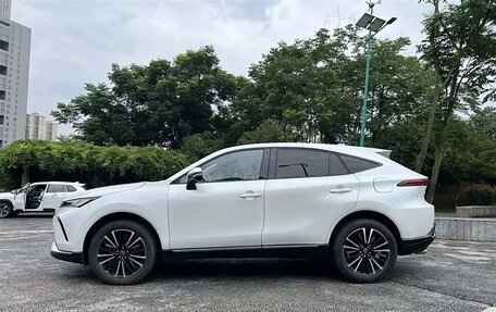 Toyota Venza, 2022 год, 3 300 000 рублей, 4 фотография
