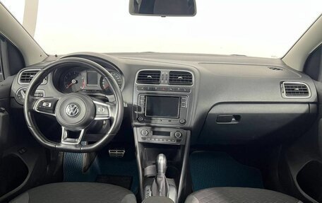 Volkswagen Polo VI (EU Market), 2018 год, 1 100 000 рублей, 7 фотография