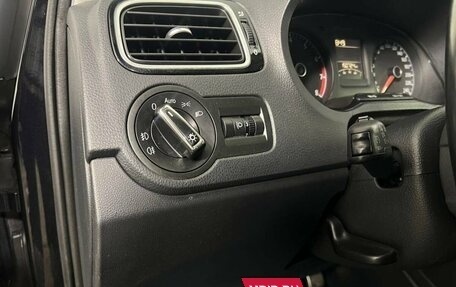 Volkswagen Polo VI (EU Market), 2018 год, 1 100 000 рублей, 9 фотография