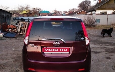 Toyota Passo Sette, 2009 год, 750 000 рублей, 2 фотография