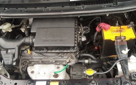 Toyota Passo Sette, 2009 год, 750 000 рублей, 8 фотография