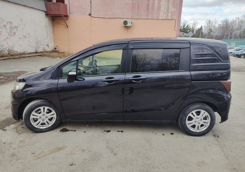 Honda Freed I, 2012 год, 1 250 000 рублей, 3 фотография