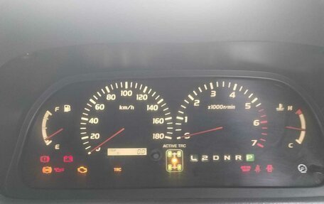 Toyota Land Cruiser Prado 90 рестайлинг, 1999 год, 1 770 000 рублей, 11 фотография