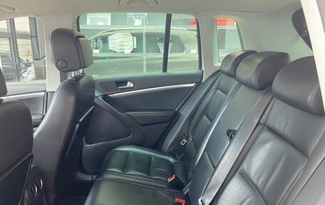 Volkswagen Tiguan I, 2011 год, 1 230 000 рублей, 16 фотография