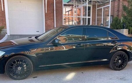 Mercedes-Benz S-Класс, 2011 год, 2 300 000 рублей, 4 фотография