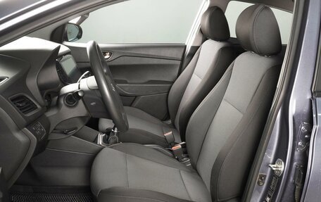Hyundai Solaris II рестайлинг, 2017 год, 1 249 000 рублей, 10 фотография