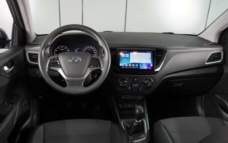 Hyundai Solaris II рестайлинг, 2017 год, 1 249 000 рублей, 6 фотография