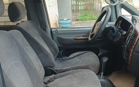 Hyundai Starex I рестайлинг, 2004 год, 540 000 рублей, 2 фотография
