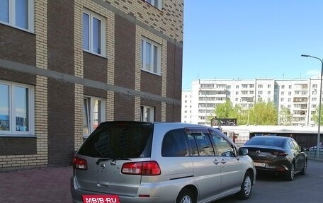 Nissan Liberty, 2001 год, 409 000 рублей, 3 фотография