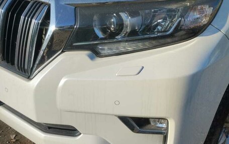 Toyota Land Cruiser Prado 150 рестайлинг 2, 2020 год, 4 800 000 рублей, 3 фотография