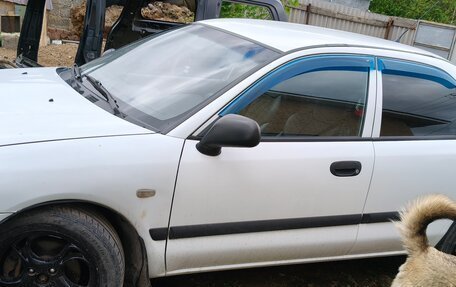 Mitsubishi Carisma I, 2003 год, 350 000 рублей, 2 фотография