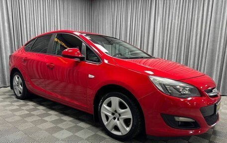 Opel Astra J, 2012 год, 662 000 рублей, 2 фотография