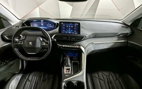 Peugeot 3008 II, 2017 год, 1 645 150 рублей, 10 фотография