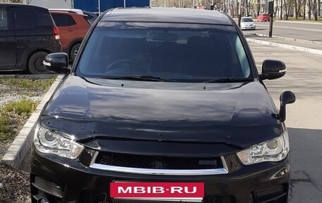 Mitsubishi Outlander III рестайлинг 3, 2012 год, 1 450 000 рублей, 2 фотография