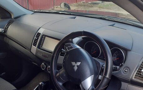 Mitsubishi Outlander III рестайлинг 3, 2012 год, 1 450 000 рублей, 6 фотография