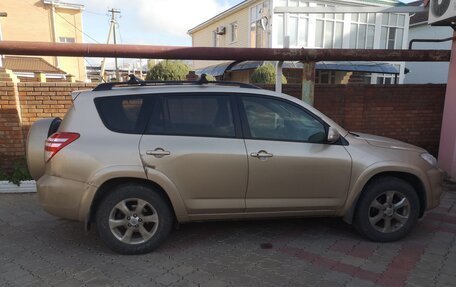 Toyota RAV4, 2012 год, 1 950 000 рублей, 2 фотография