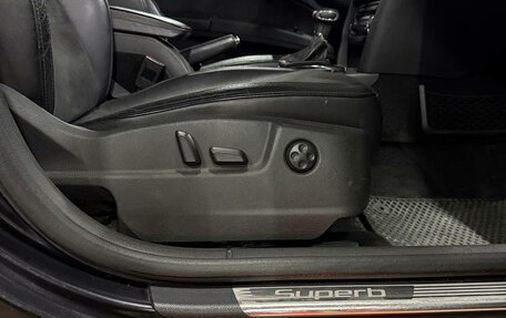 Skoda Superb III рестайлинг, 2010 год, 900 000 рублей, 8 фотография