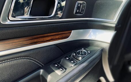 Ford Explorer VI, 2017 год, 2 910 000 рублей, 15 фотография