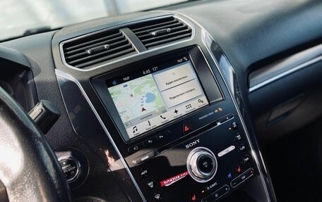 Ford Explorer VI, 2017 год, 2 910 000 рублей, 13 фотография