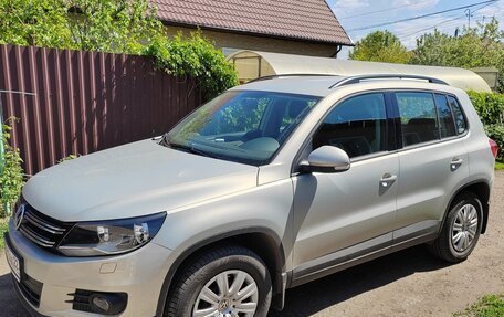 Volkswagen Tiguan I, 2011 год, 1 350 000 рублей, 2 фотография