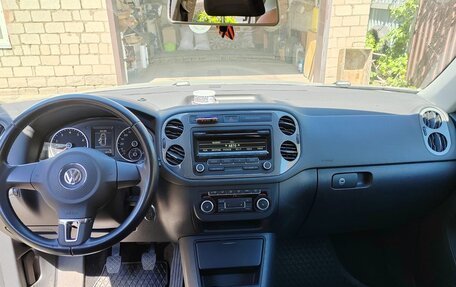 Volkswagen Tiguan I, 2011 год, 1 350 000 рублей, 6 фотография