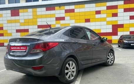 Hyundai Solaris II рестайлинг, 2012 год, 840 000 рублей, 4 фотография