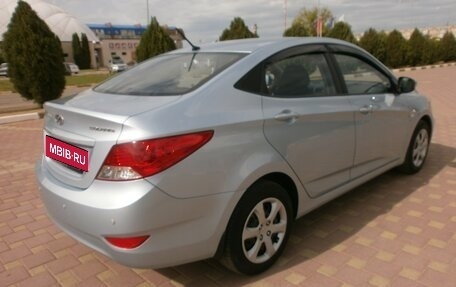 Hyundai Solaris II рестайлинг, 2013 год, 970 000 рублей, 6 фотография